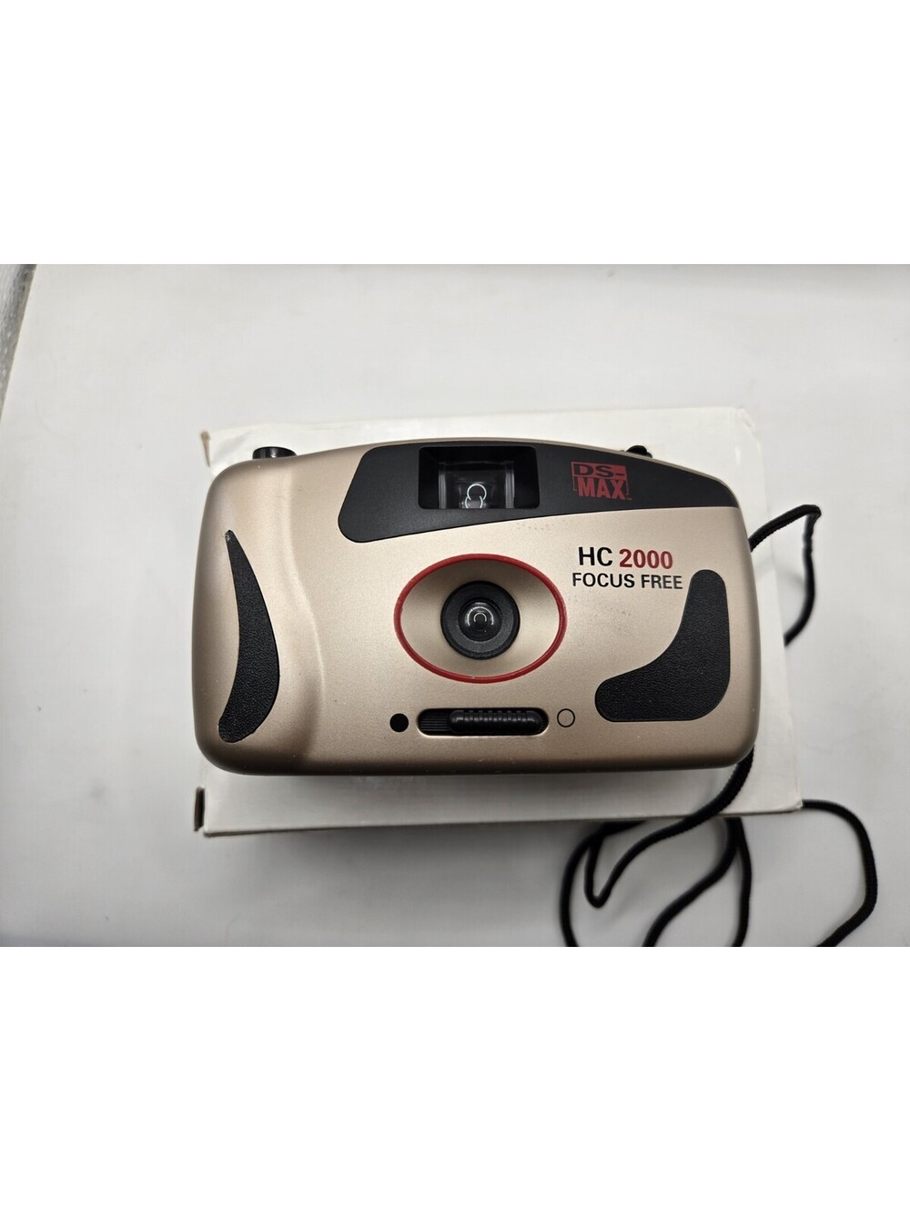 DS-MAX HC 2000 Focus Free 35mm Film Camera Champagne Gold Point Shoot Vintage